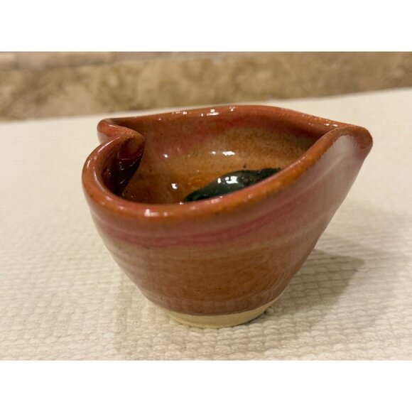 Handcrafted Heart-Shaped Ceramic Bowl - Picture 5 of 9